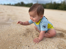 Load image into Gallery viewer, 1.5mm Ultrasoft Baby, Toddler and Kids Neoprene Shortsleeve Springsuit Shorty Wetsuit